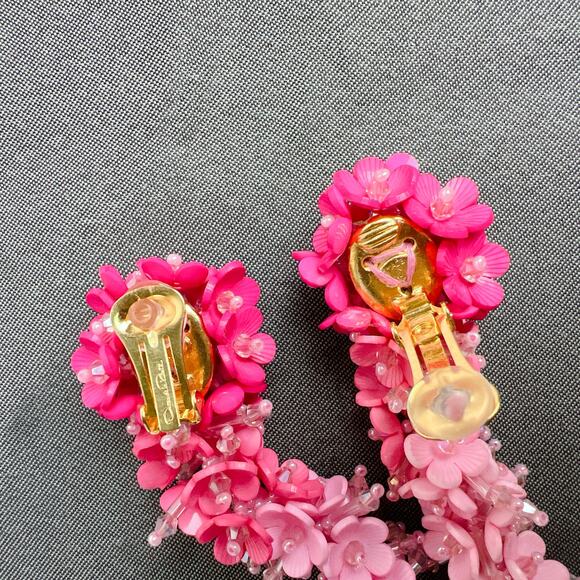 Oscar de la Renta Flower Bouquet Clip-On Earrings - Picture 3 of 4